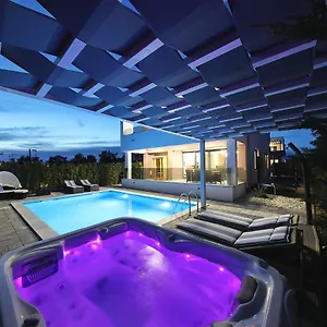  Villa A & N